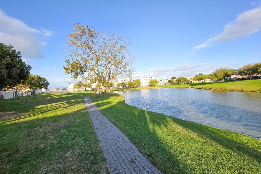 To Let 2 Bedroom Property for Rent in Kleinbron Park Western Cape